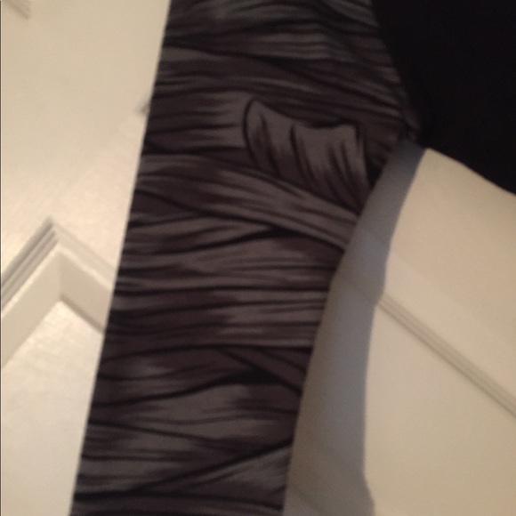 Lularoe Xs Randy Mummy Halloween Black Gray - Picture 2 of 3